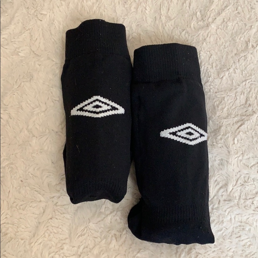 Kids shin guards with socks